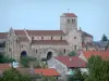 Iglesia de Châtel-Montagne