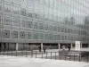 Instituto del mundo árabe - Edificio de cristal fachada y aluminio IMA con su salón de té y su plaza