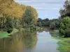 Landscapes of Anjou - Mayenne valley: the River Mayenne, trees along the water