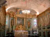Lévignacq - Interior de la iglesia de Saint-Martin: altar, retablo y los frescos del coro