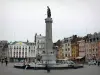 Lille - Grand-Place (Plaza del General de Gaulle), la columna de la diosa, fuente y casas