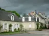 Longpont - Façades de maisons du village