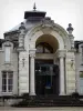 Lons-le-Saunier - Entrance to the spa establishment (thermes)