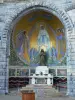 Lourdes - Domaine de la Grotte (santuarios, ciudad religiosa): el altar y el mosaico