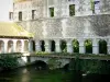 Louviers - Claustro del antiguo convento de los Penitentes (Penitentes del claustro) en un brazo del río Eure