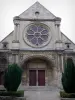 Luzarches - Facade of the Saint-Côme and Saint-Damien church