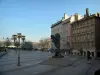 Lyon - Península: Place Louis Pradel, con esculturas y casas