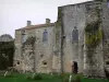 Maillezais abbey - Remains of the Saint-Pierre abbey: convent buildings