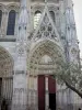 Mantes-la-Jolie collegiate church - Portals of the Notre-Dame collegiate church