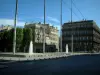 Marseille - Plaza de la Prefectura con sus fuentes y edificios