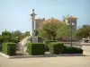 Mons - Square with war memorial