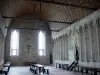 Mont-Saint-Michel - Intérieur de l'abbaye bénédictine : la Merveille : réfectoire des moines