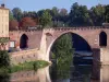 Montauban - One of the arcades of the Pont Vieux bridge spanning River Tarn 