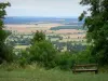 Montículo de Montenoison - Banco con vistas al paisaje de la Nivernais