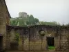 Montoire-сюр-ле-Луар - Из сада часовни Сен-Жиль, вид на руины замка