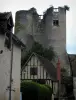 Montrésor - Towers (remains) of the fortress and timber-framed house