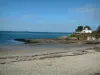 Morbihan Gulf - Rhuys Peninsula: beach, sea and coast with a house