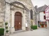 Nolay - Portale della chiesa di Saint-Martin