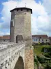 Orthez - Torre fortificada del Puente Viejo