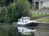 Paisajes de Borgoña - Barco amarrado en el río Loira, Decize
