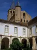 Paray-le-Monial - Campanario de la Basílica del convento del Sagrado Corazón y