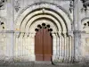 Petit-Palais-et-Cornemps church - Portal of the Saint-Pierre Romanesque church 