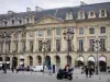 Plaza Vendôme - Fachadas y tiendas de la Place Vendome