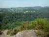 Roca de Oëtre - Suiza Normandía: desde el rock Oëtre (mirador natural) con vistas al barranco de la Encina y el paisaje de los alrededores boscosos
