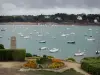 Saint-Briac-sur-Mer - Station balnéaire de la côte d'Émeraude : vue sur les bateaux et voiliers du port de plaisance