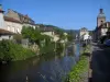 Saint-Céré - River (The Jam), casas a lo largo del agua, la base y la iglesia, en Quercy