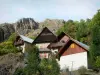 Saint-Christophe-en-Oisans - Oisans - Écrins mountains (town in the Écrins National Park) - Vénéon valley: chalets of the village