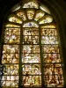 Saint-Florentin - Inside the Saint-Florentin church: stained glass window