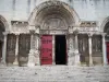 Saint-Gilles - Saint-Gilles abbey church: Romanesque carved facade (sculptures), portal
