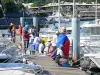 Saint-Gilles-les-Bains - Anglers in port