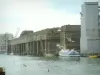 Saint-Nazaire - Port: pond, former submarine base (Escal' Atlantic Passenger Ships International Centre), boats and gulls flying