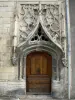 Saint-Pierre-le-Moûtier - Gothic door