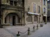 Sarlat-la-Canéda - Entrance to the Boétie house, in Périgord