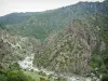 Scala di Santa Regina - Gorges: rocky granite heap overhanging the Golo torrent (river)