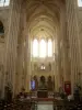 Senlis - Interieur van de Notre Dame