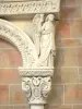 Sorde-l'Abbaye - Interior of the Saint-Jean de Sorde abbey church: sculptures of the choir