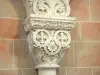Sorde-l'Abbaye - Interior of the Saint-Jean de Sorde abbey church: carved capitals