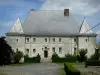 Thiérache ardenesa - Casa MAIPAS granja fortificada situada en lo alto de la Prez común, en el Parc Naturel Régional des Ardennes