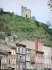 Tournon-sur-Rhône - Torre con vistas a las fachadas del casco antiguo