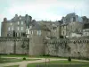 Vannes - Park, y las paredes viejas de la ciudad