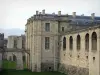Vincennes castle - Enclosure and towers of the castle