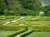 Virieu castle - Arabesque-shaped formal gardens