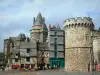Vitré - Château fort (forteresse) et maisons anciennes de la rue d'En-Bas