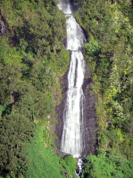 Photos - Voile de la Mariée waterfall - 4 quality high-definition images