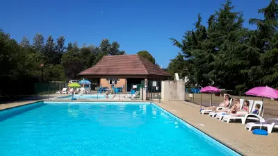 Campsites in Semur-en-Auxois - Holidays & Weekends