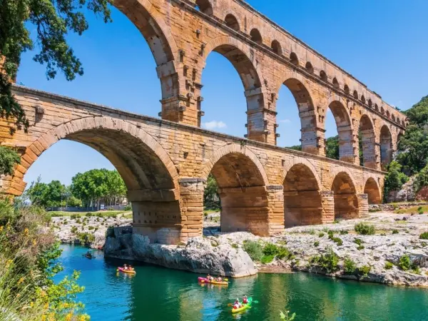 Fast-track ticket for the Pont du Gard with access to the museum - 30  minutes from Avignon - Leisure activity in Vers-Pont-du-Gard